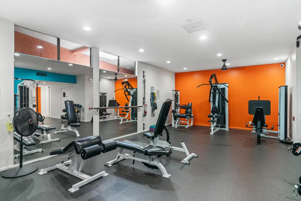 2162 S La Paz Way Palm Springs, CA 92264
