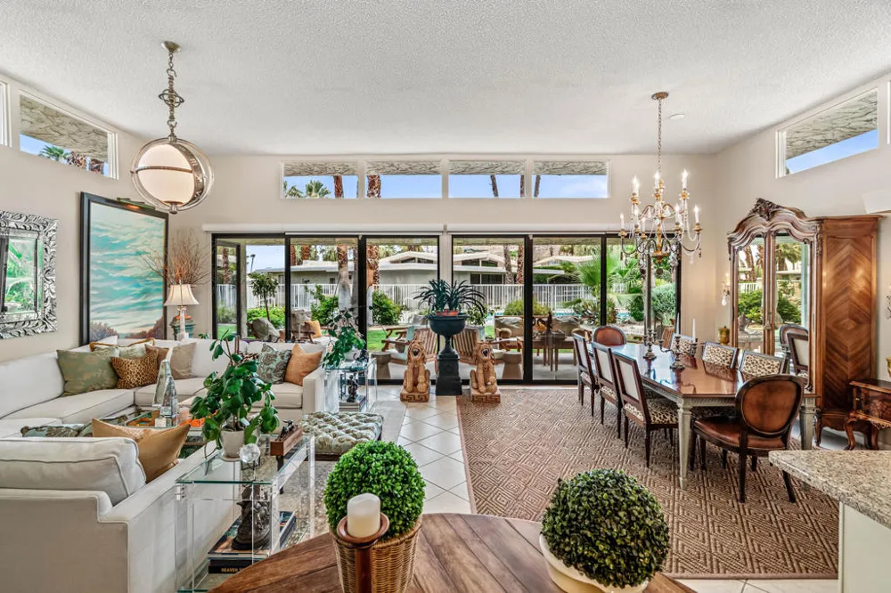 2162 S La Paz Way Palm Springs, CA 92264