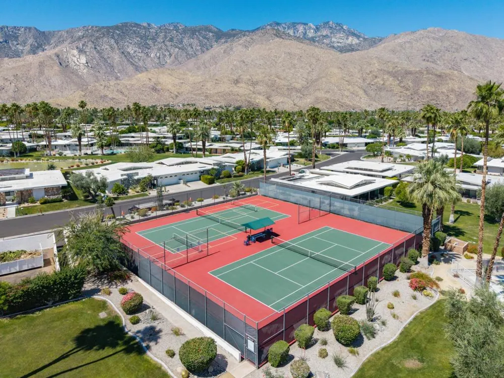 2162 S La Paz Way Palm Springs, CA 92264
