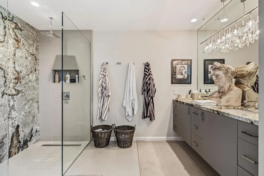 2162 S La Paz Way Palm Springs, CA 92264