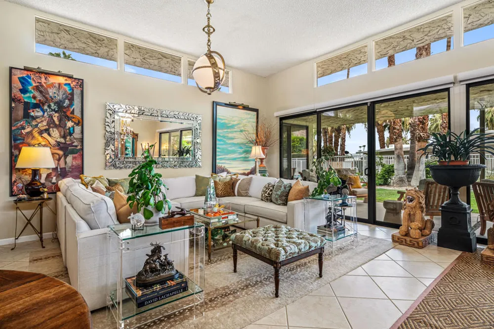 2162 S La Paz Way Palm Springs, CA 92264