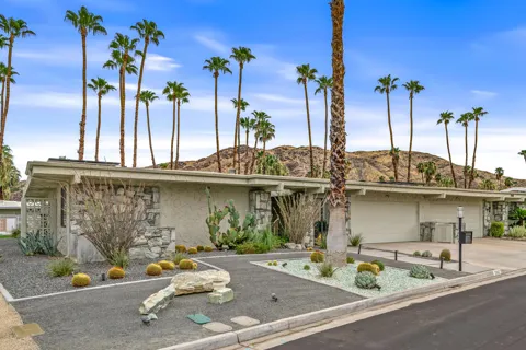2162 S La Paz Way