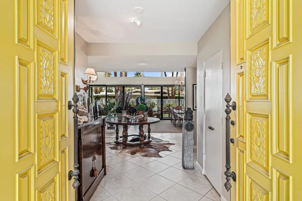2162 S La Paz Way Palm Springs, CA 92264