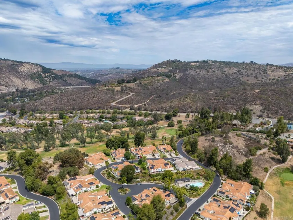 29665 Castle Creek Ln Escondido, CA 92026