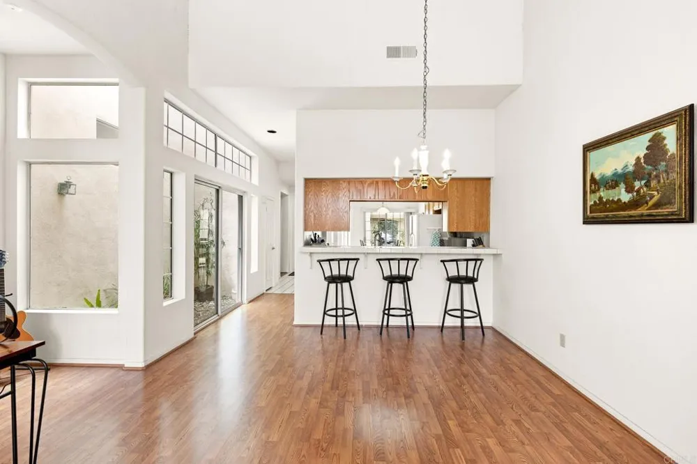 29665 Castle Creek Ln Escondido, CA 92026