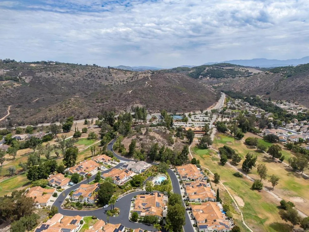 29665 Castle Creek Ln Escondido, CA 92026