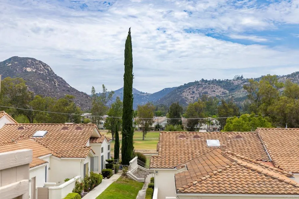 29665 Castle Creek Ln Escondido, CA 92026