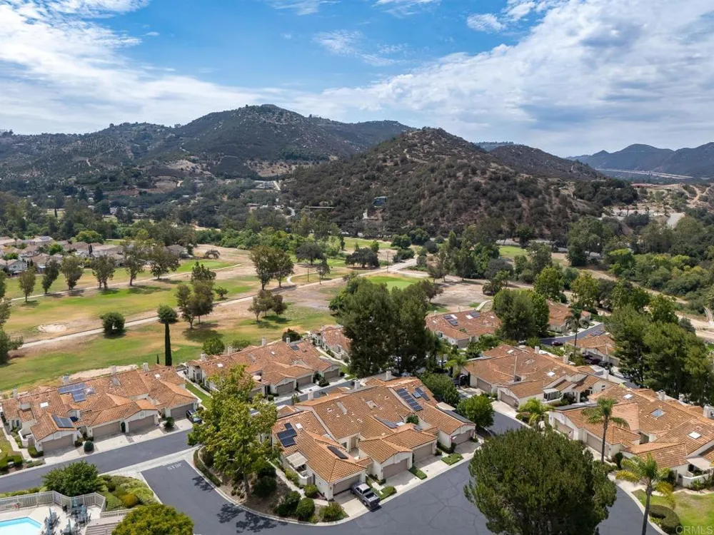 29665 Castle Creek Ln Escondido, CA 92026