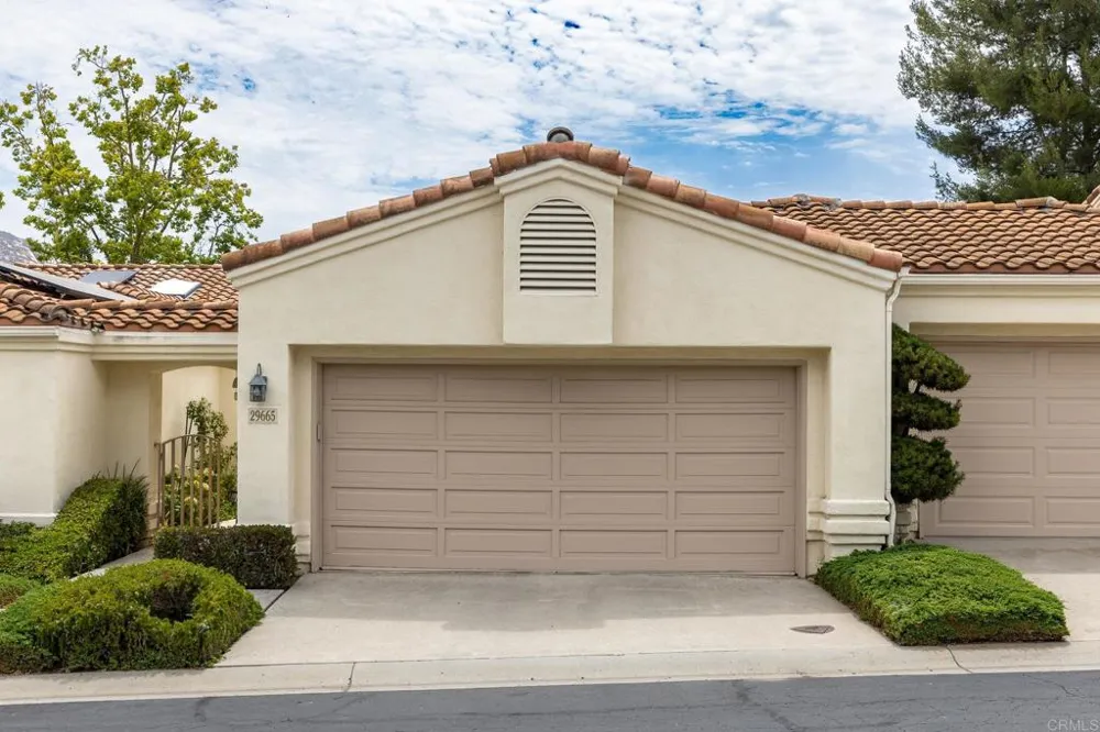 29665 Castle Creek Ln Escondido, CA 92026