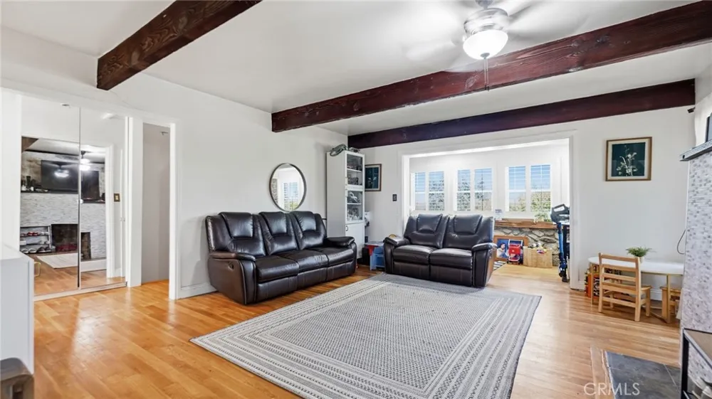 7276 Summitrose Street Tujunga, CA 91042