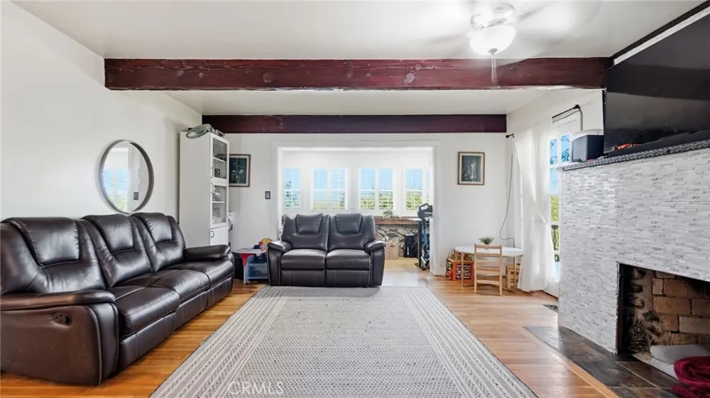 7276 Summitrose Street Tujunga, CA 91042