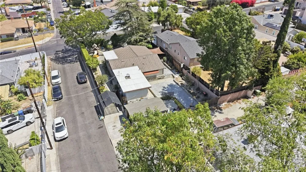 7276 Summitrose Street Tujunga, CA 91042