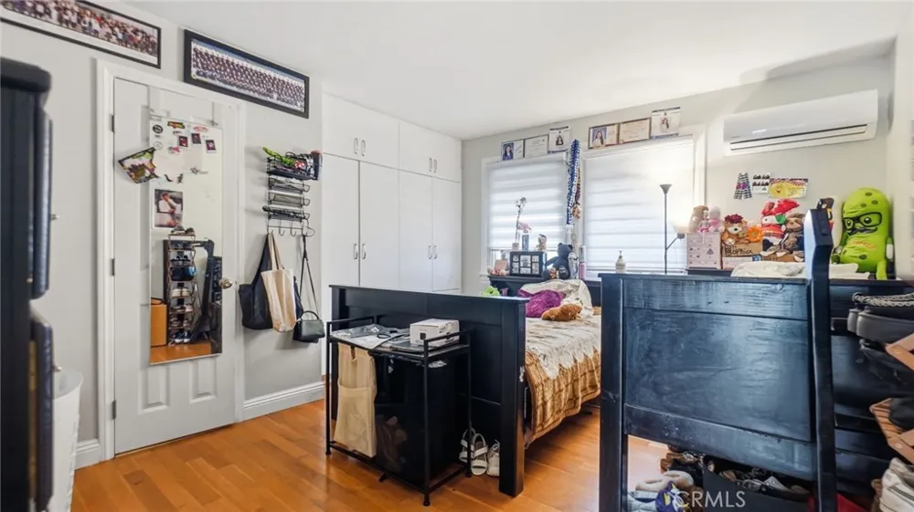 7276 Summitrose Street Tujunga, CA 91042