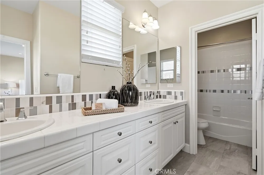 31800 Paseo Tarazona San Juan Capistrano, CA 92675