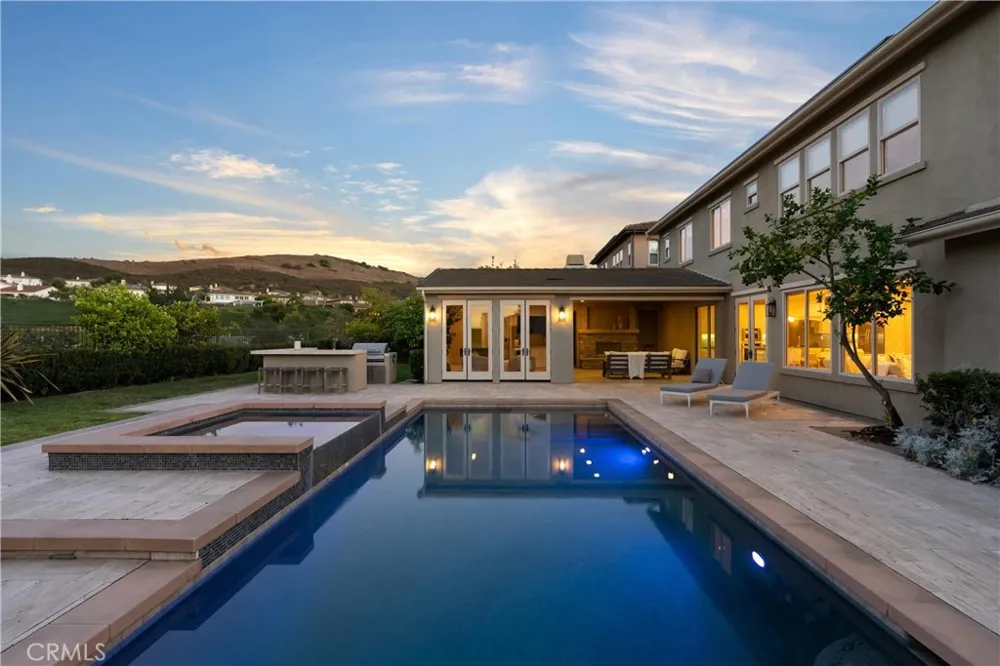 31800 Paseo Tarazona San Juan Capistrano, CA 92675