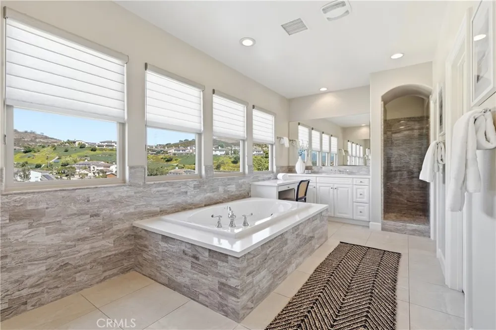 31800 Paseo Tarazona San Juan Capistrano, CA 92675