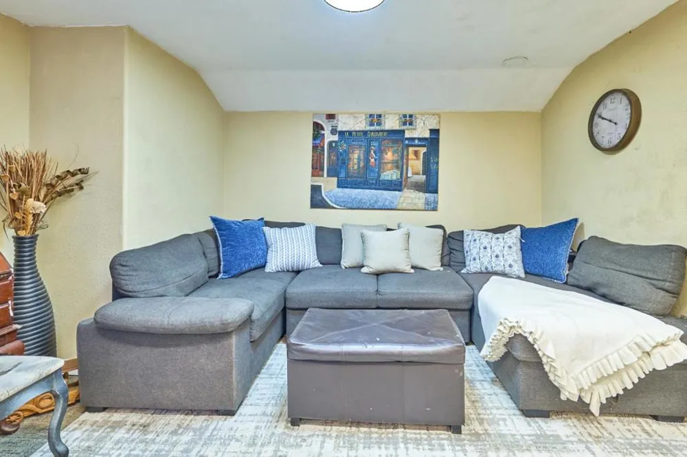 849 Monterey Street Hollister, CA 95023