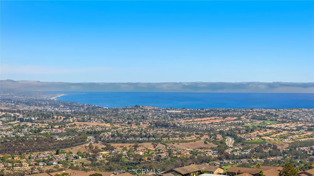 30982 Lucia Lane Laguna Niguel, CA 92677