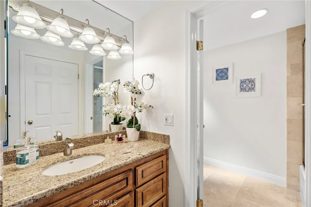 30982 Lucia Lane Laguna Niguel, CA 92677