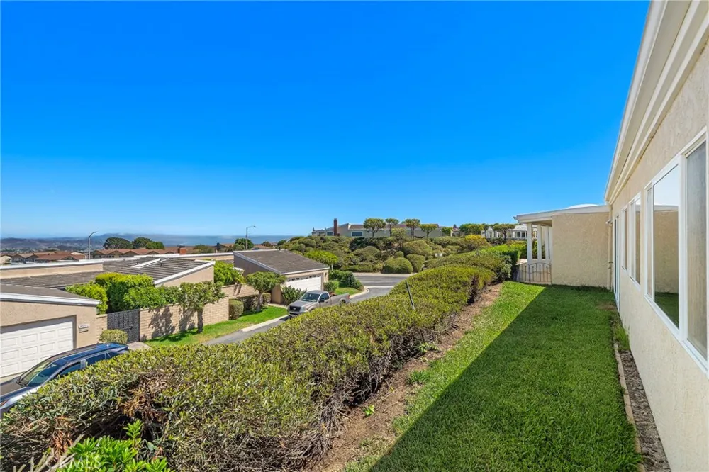 30982 Lucia Lane Laguna Niguel, CA 92677