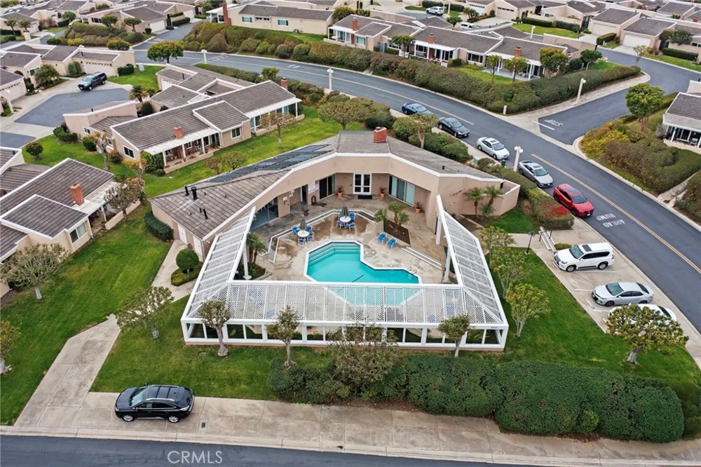 30982 Lucia Lane Laguna Niguel, CA 92677