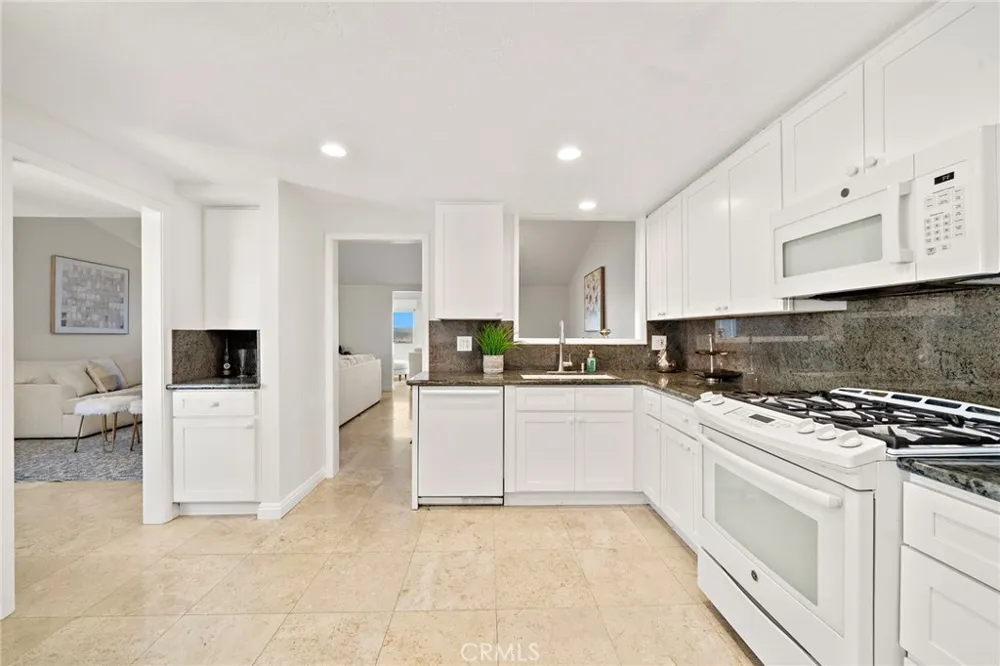 30982 Lucia Lane Laguna Niguel, CA 92677