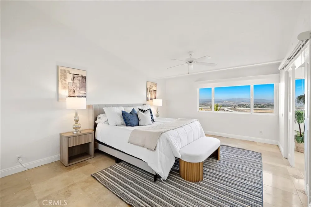 30982 Lucia Lane Laguna Niguel, CA 92677