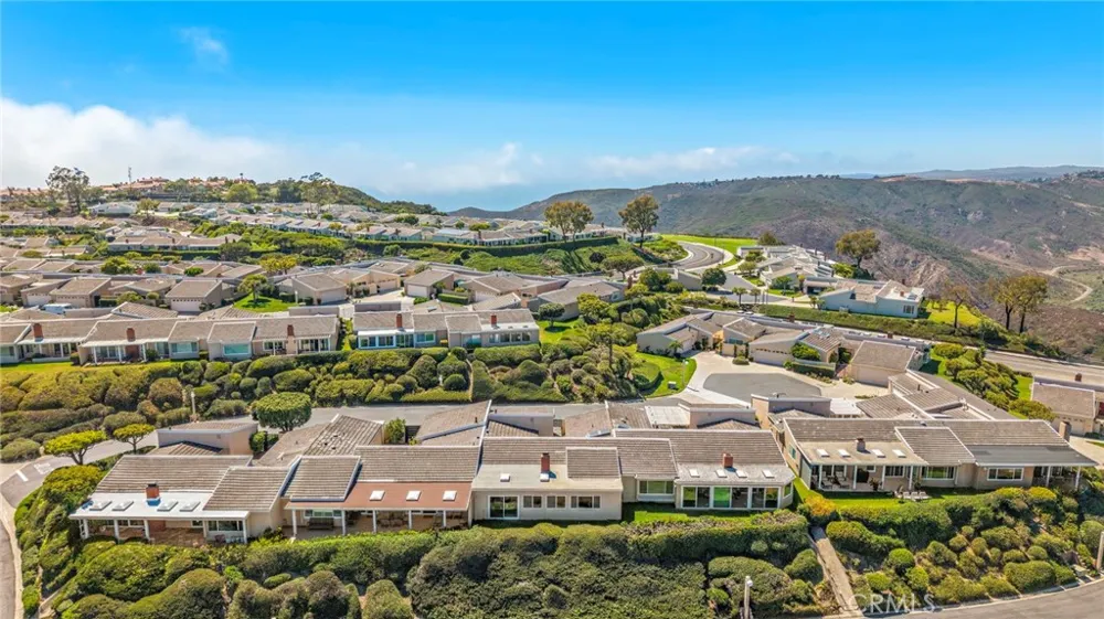 30982 Lucia Lane Laguna Niguel, CA 92677