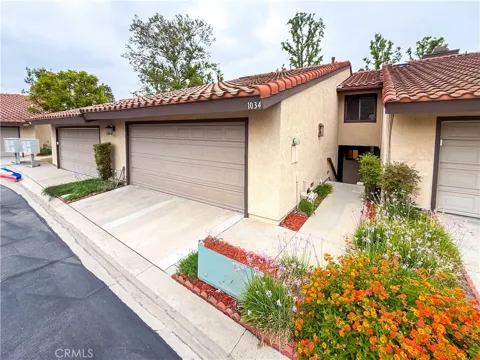 1034 E Romney Drive