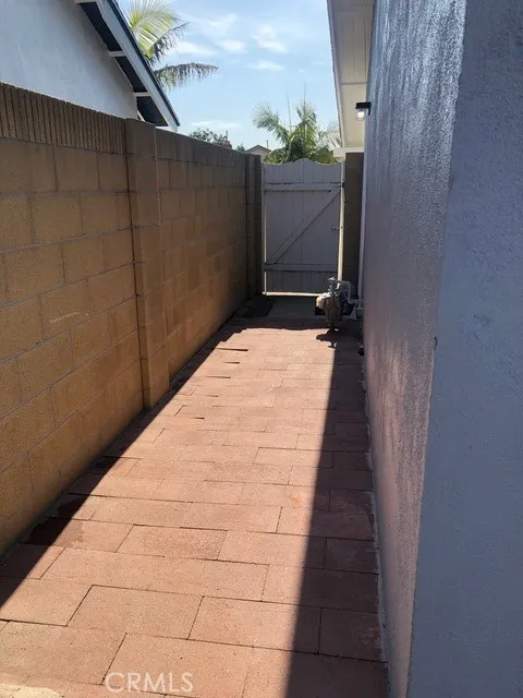 7986 El Monte Drive Buena Park, CA 90620