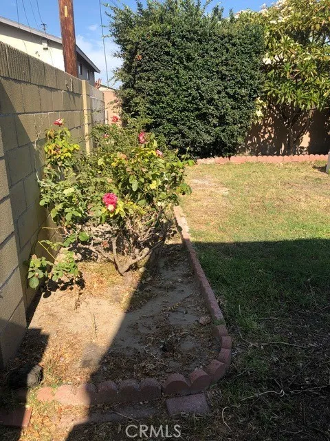 7986 El Monte Drive Buena Park, CA 90620