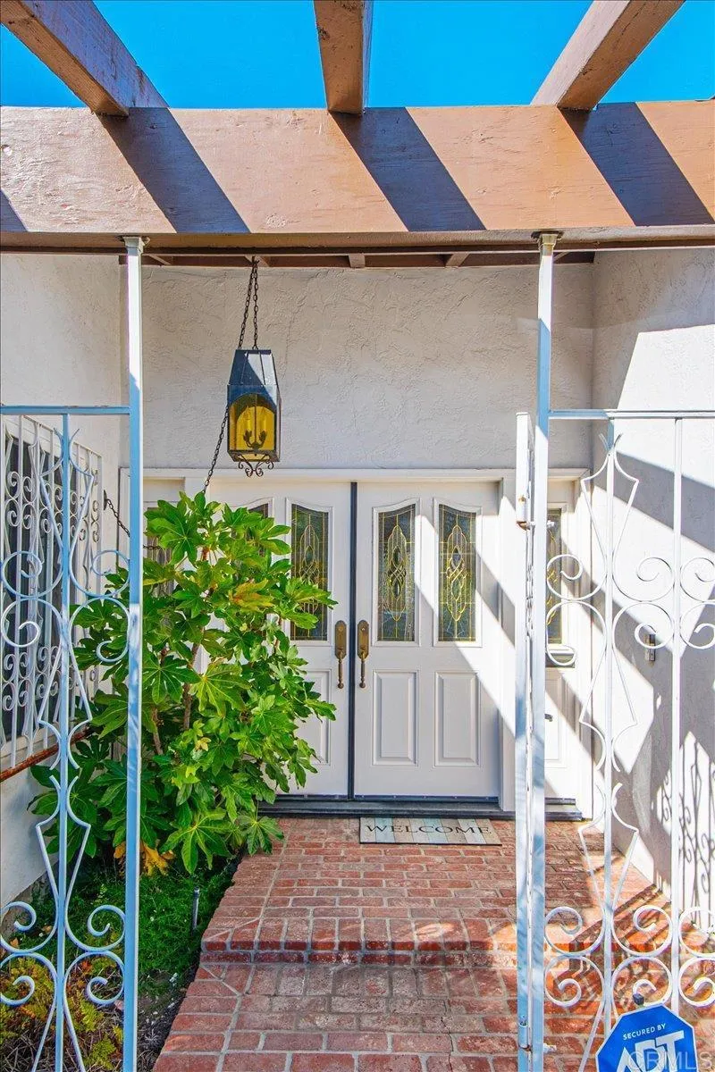 1600 Swallow Drive El Cajon, CA 92020