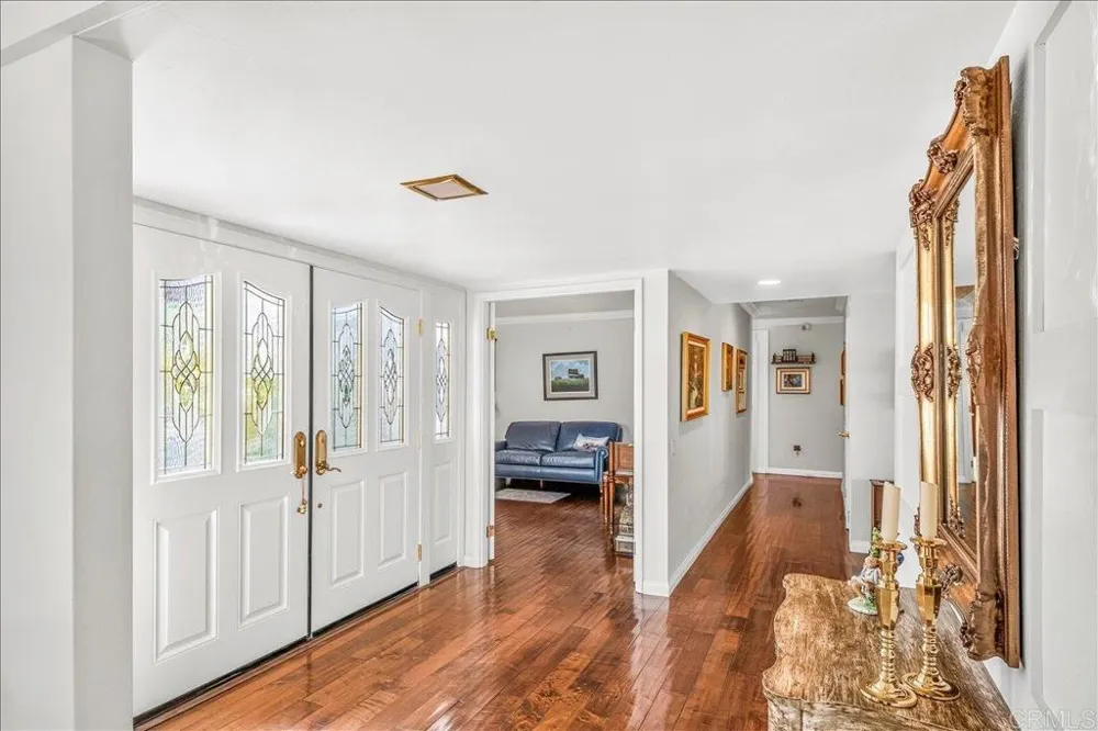 1600 Swallow Drive El Cajon, CA 92020