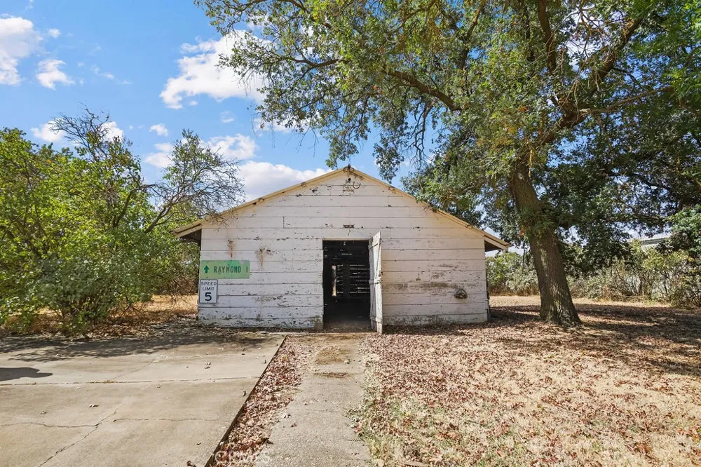 2924 E South Bear Creek Merced, CA 95348