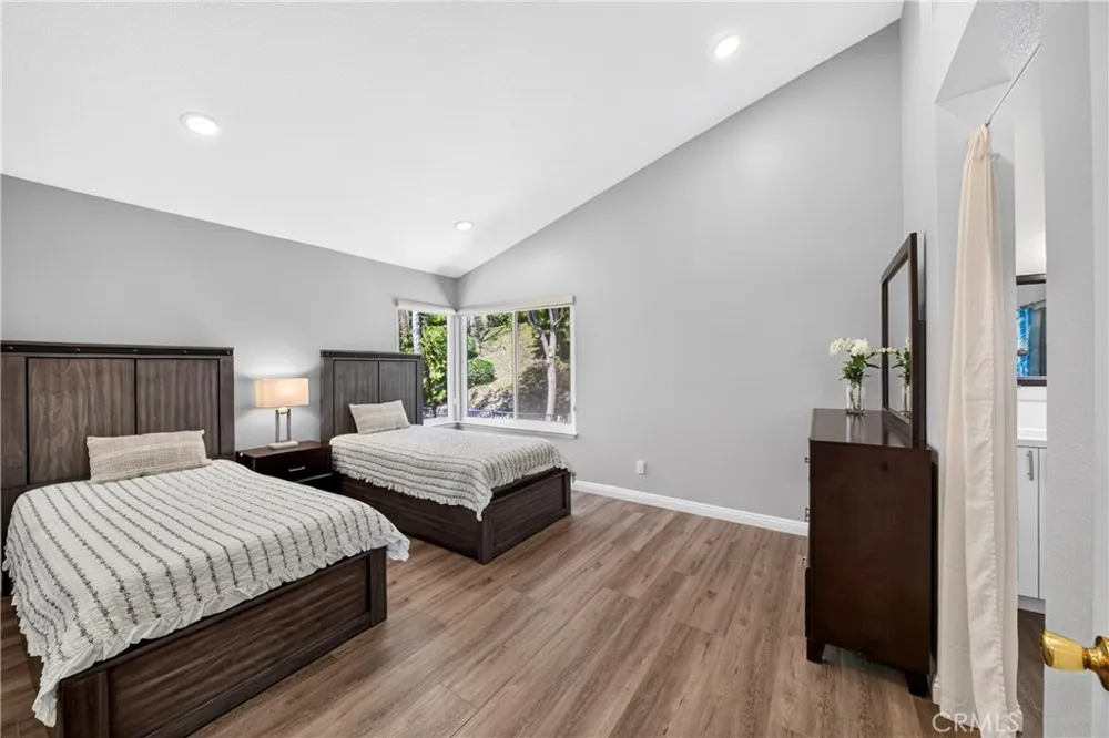 16119 Ridgeview Lane La Mirada, CA 90638