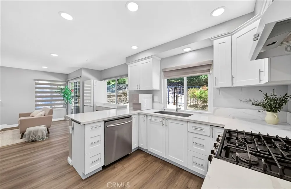 16119 Ridgeview Lane La Mirada, CA 90638