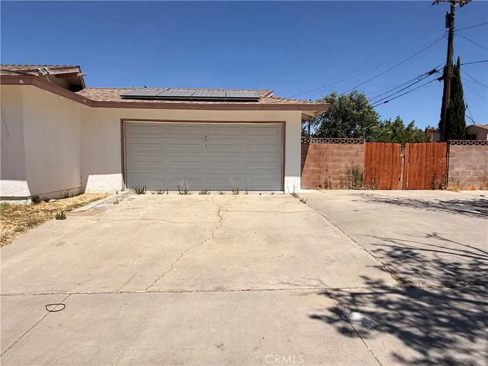 538 Heyer Street Lancaster, CA 93534