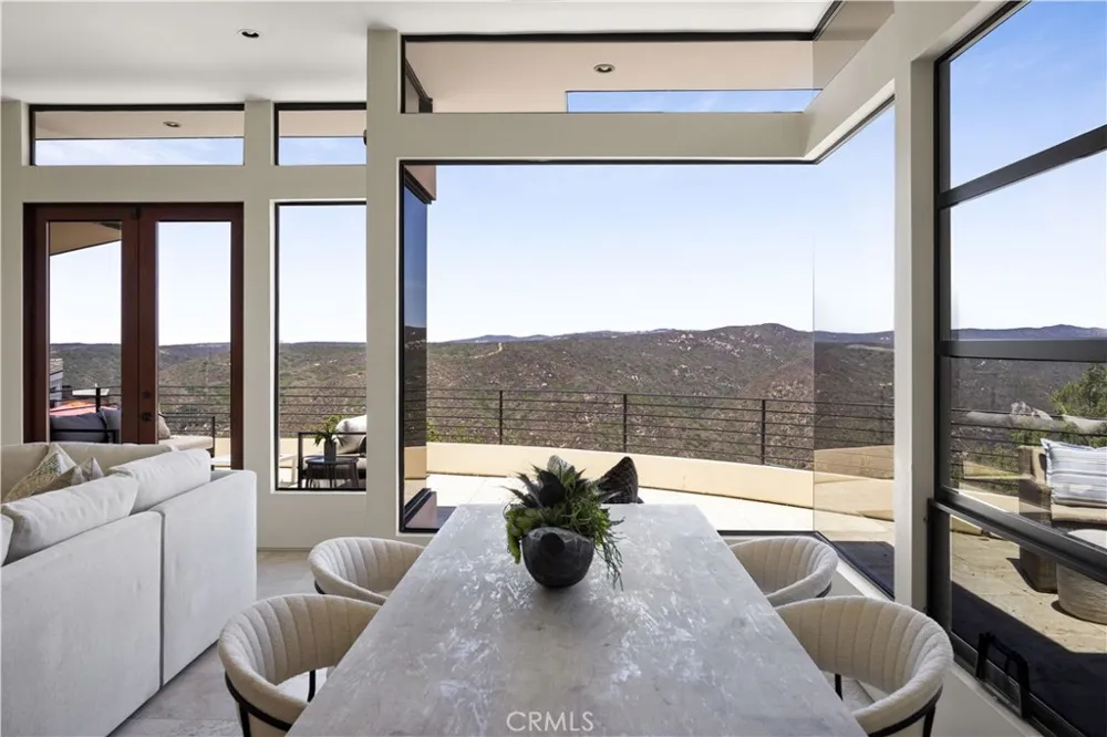 1505 Skyline Drive Laguna Beach, CA 92651