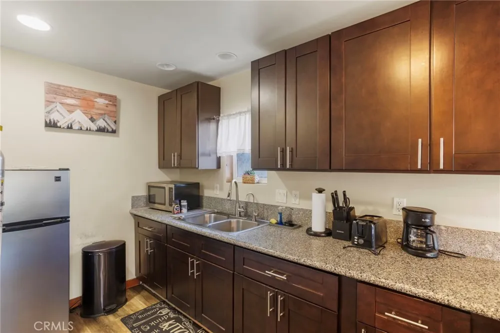 29251 Lake Brook Cedar Glen, CA 92321