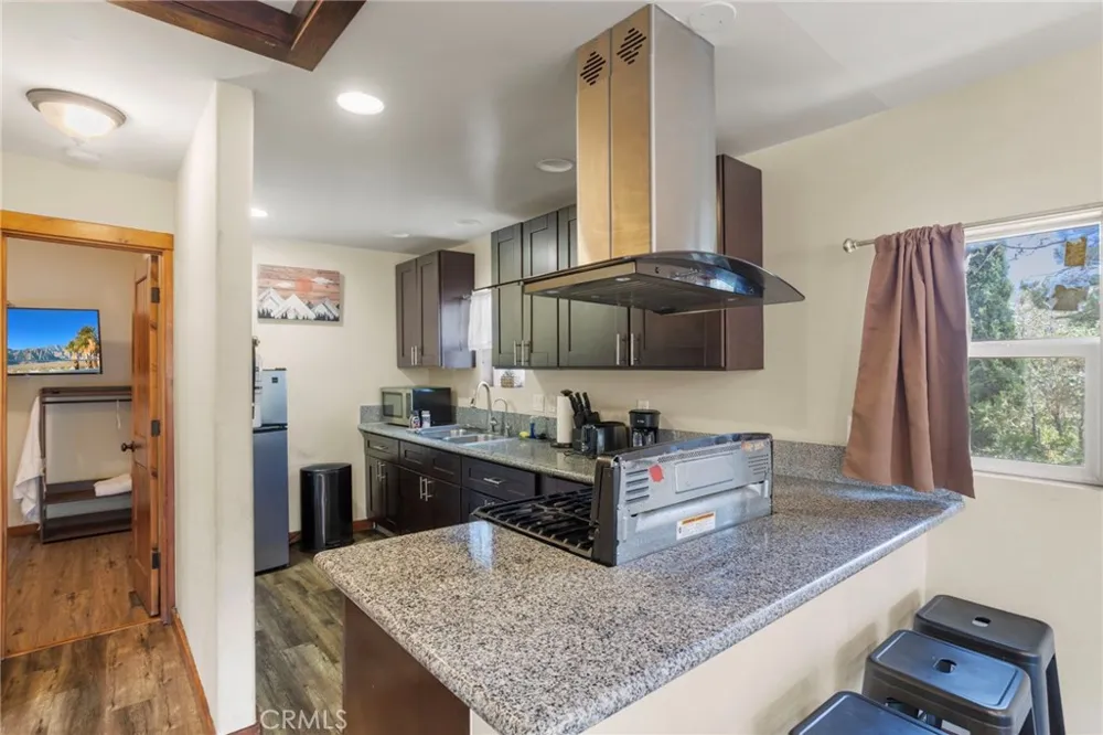 29251 Lake Brook Cedar Glen, CA 92321