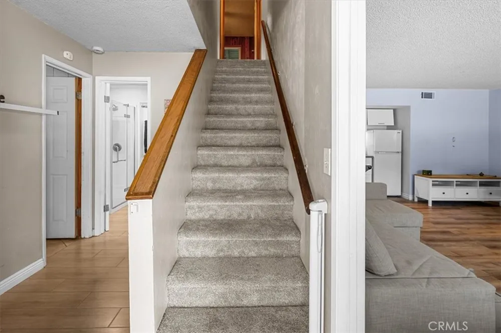 2170 Spring Oak Running Springs, CA 92382