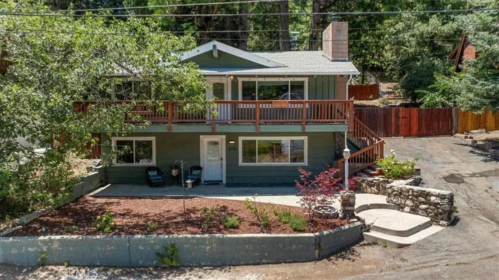 2170 Spring Oak Running Springs, CA 92382