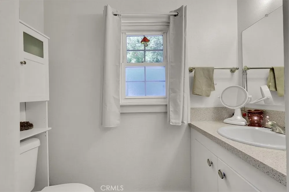 9834 Live Oak, CA 95953