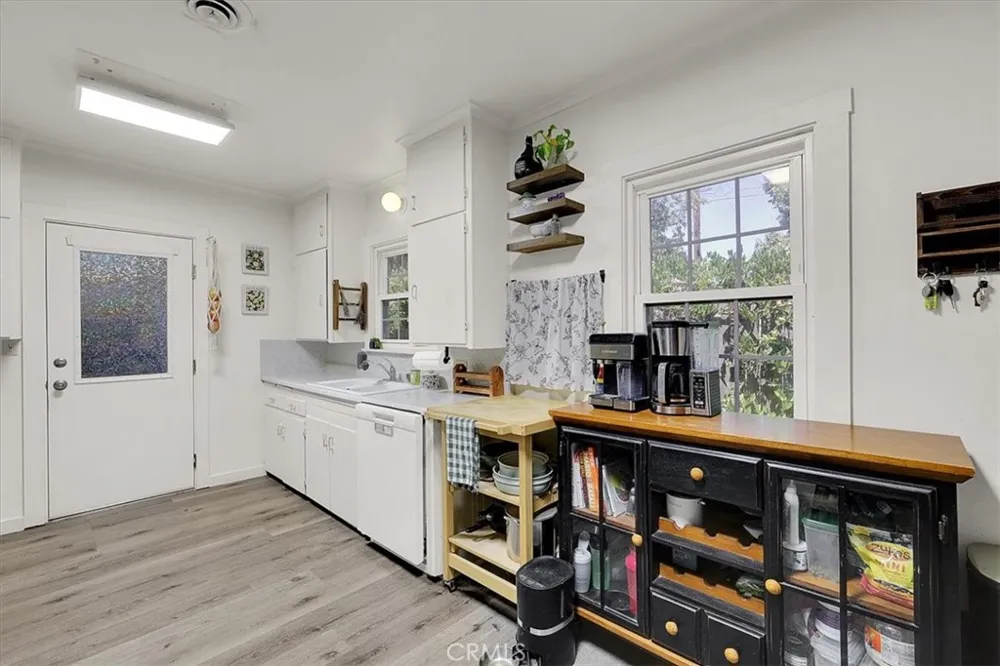 9834 Live Oak, CA 95953