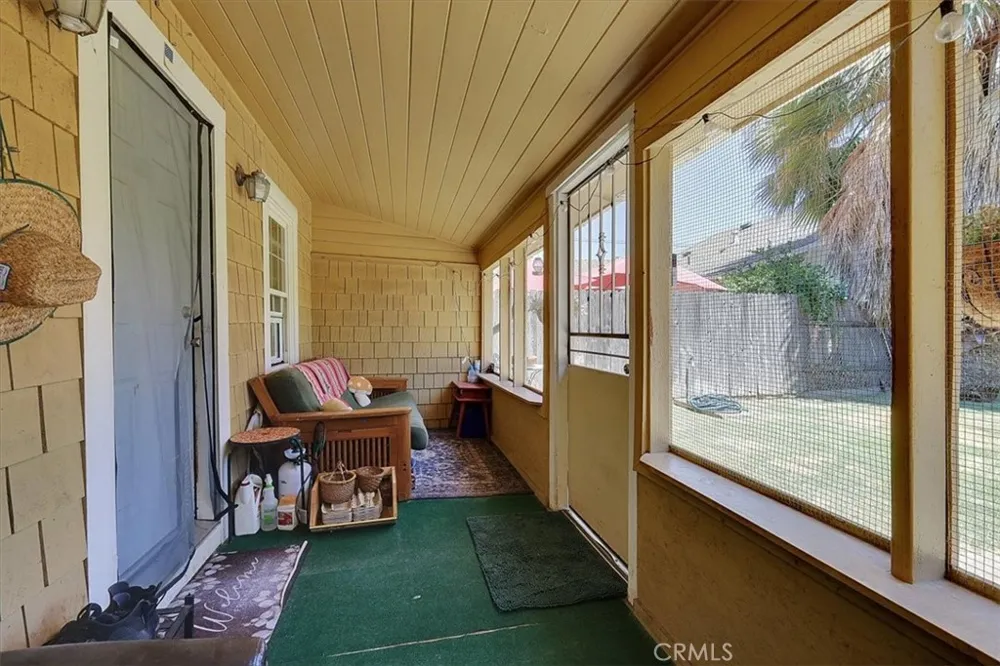 9834 Live Oak, CA 95953
