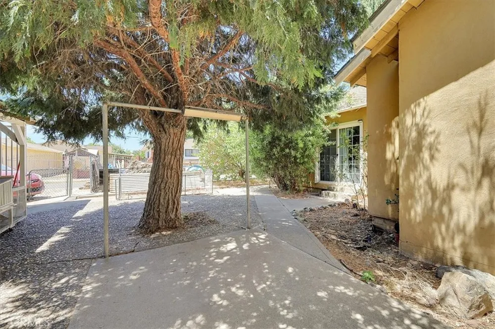 9834 Live Oak, CA 95953