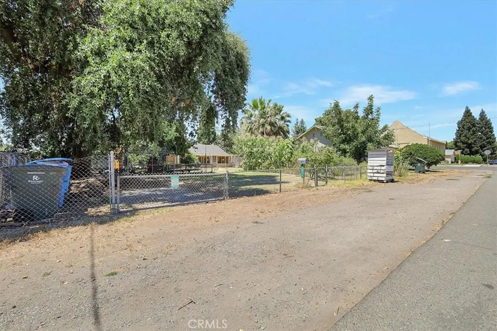 9834 Live Oak, CA 95953