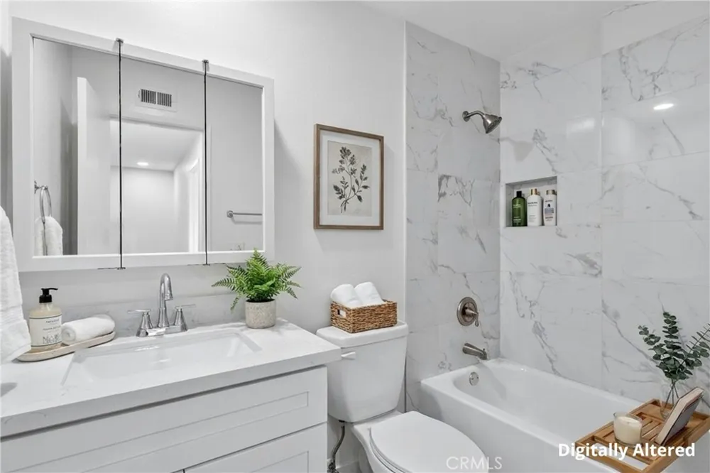 160 Greentree #2 La Habra, CA 90631