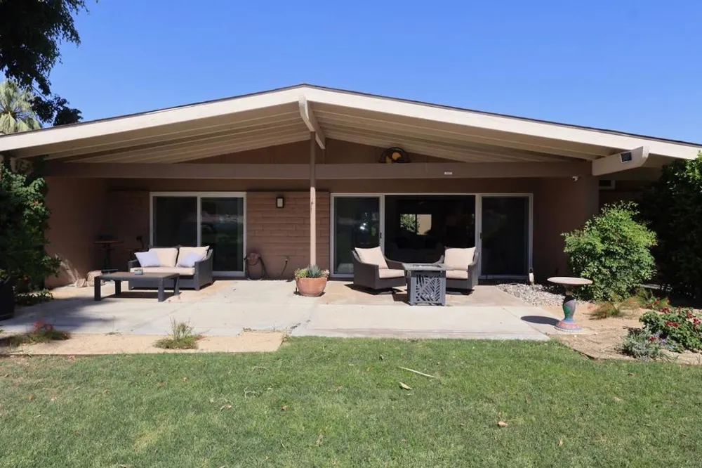 49151 Washington Street La Quinta, CA 92253