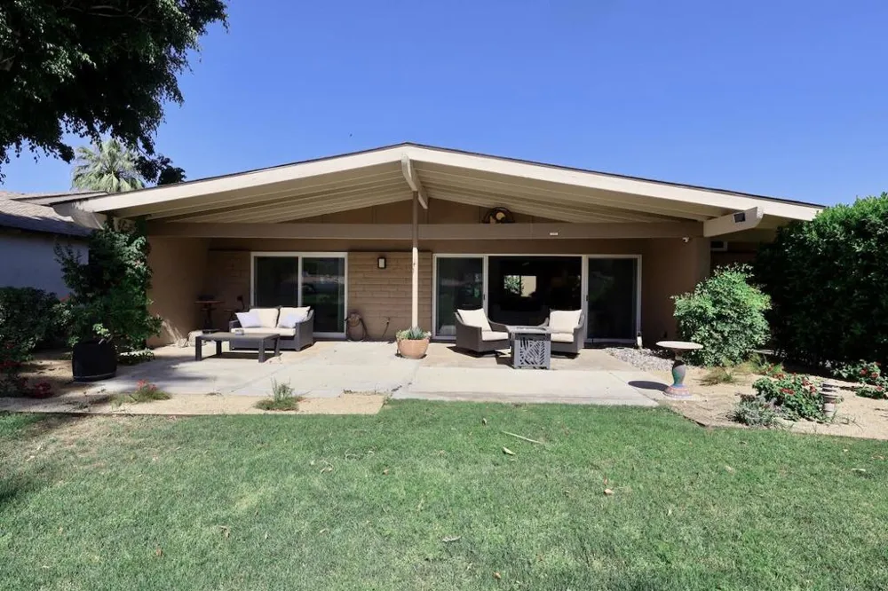 49151 Washington Street La Quinta, CA 92253